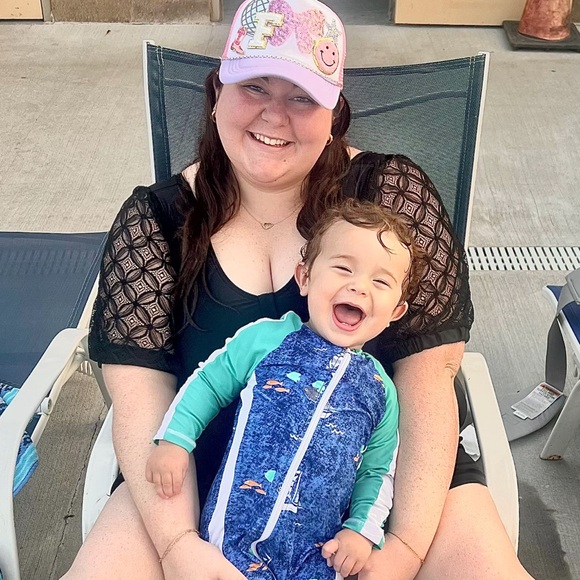 Meet your Posher, Lexi - Picture 5 of 5